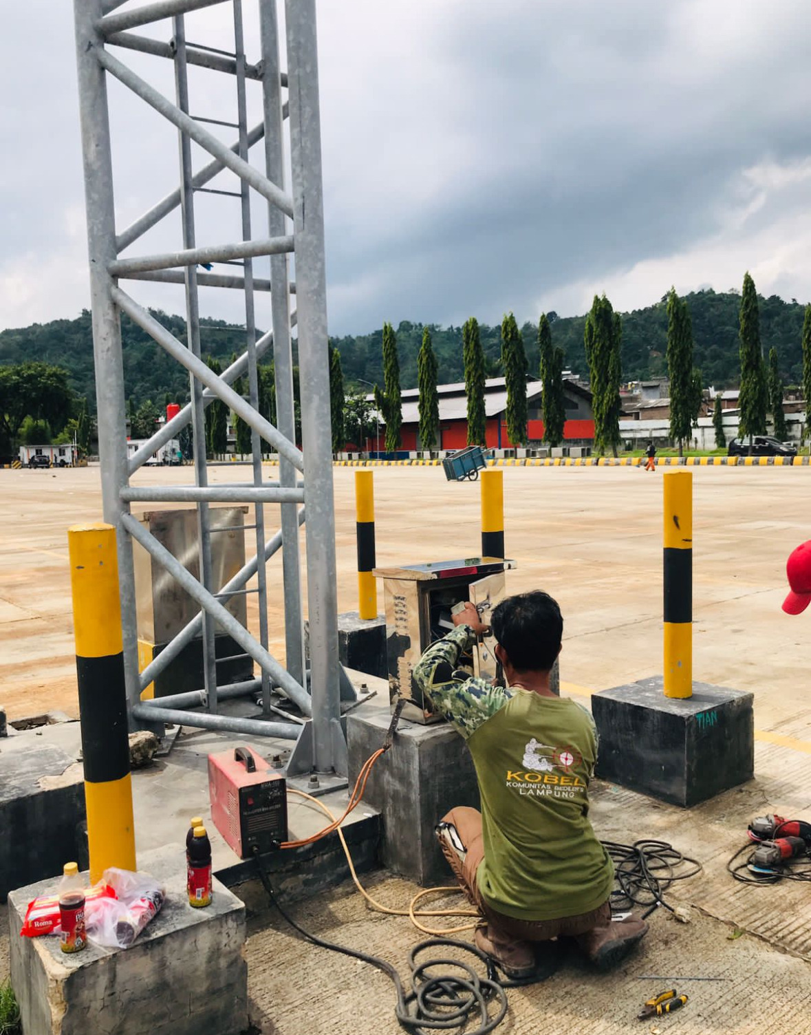 Pekerjaan perangkat sistem parkir
